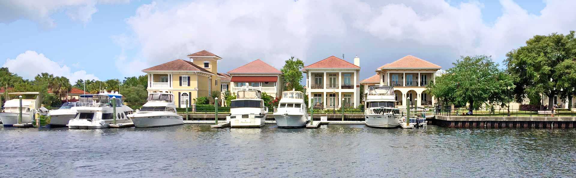 Pensacola Waterfront Homes with Boats